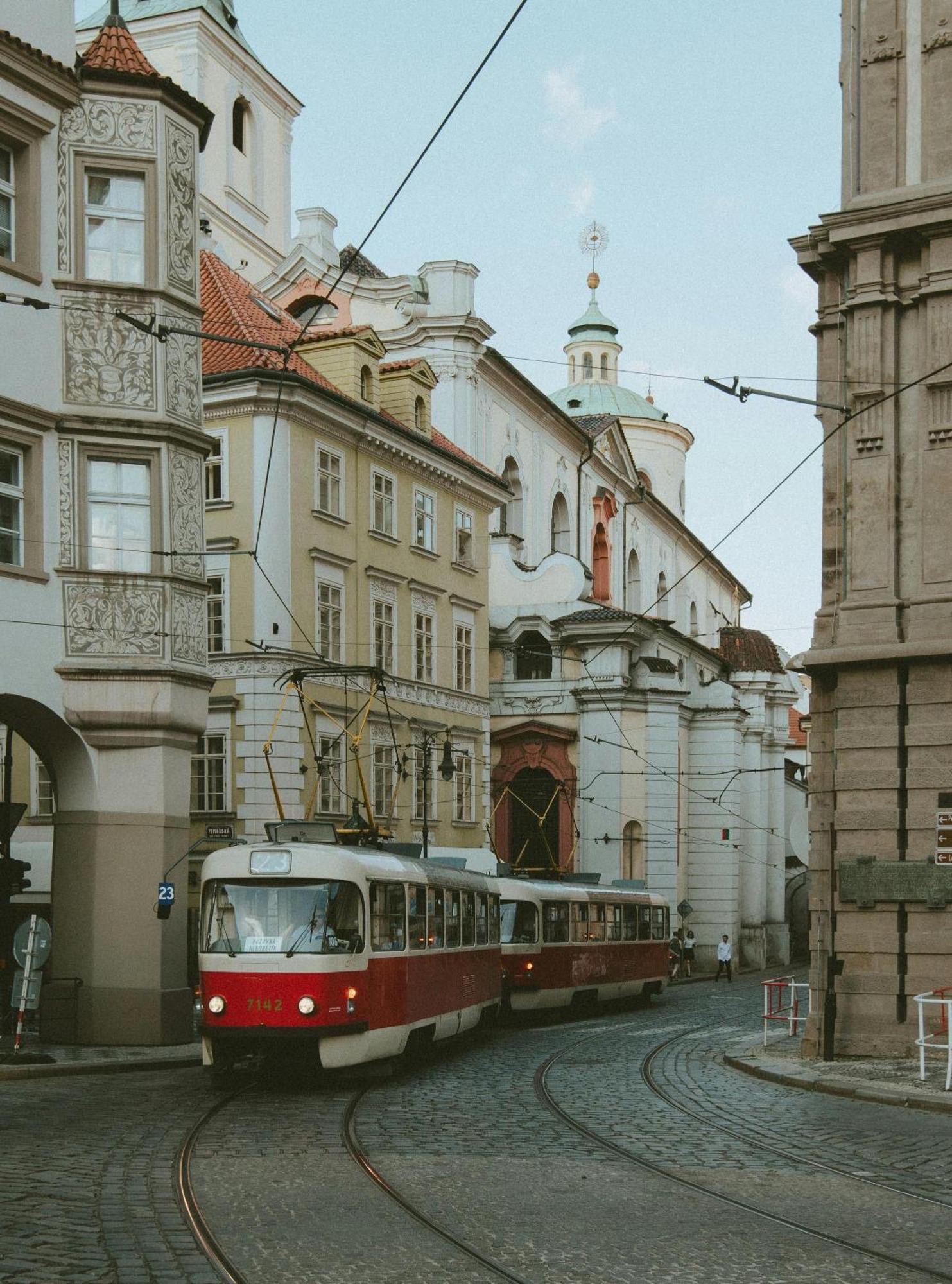 Helen Homestay Vysehrad Prague Exterior photo